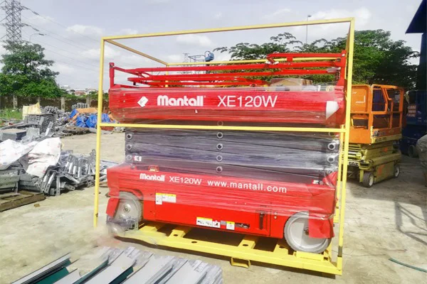 Xe nâng người Mantall