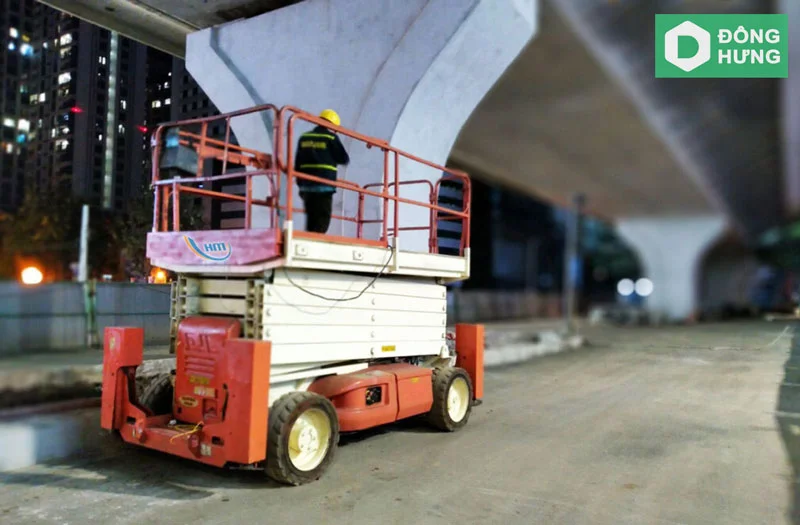 dich-vu-xe-nang-nguoi-cat-keo-1 Dịch vụ xe nâng người cắt kéo