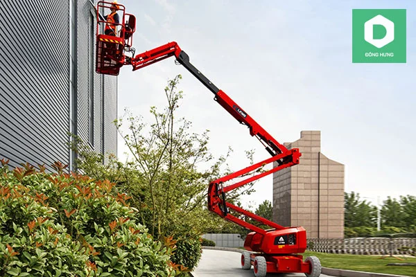 gia-thue-xe-nang-nguoi-boom-lift-gap-khuc-1 Giá cho thuê xe nâng người boom lift