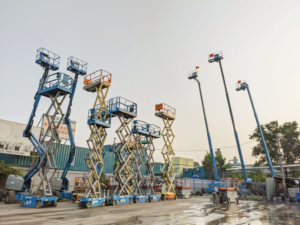 Đông Hưng Việt Nam là đơn vị chuyên cho thuê xe nâng người