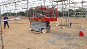 Xe nâng người MH làm việc tại Vĩnh Phúc