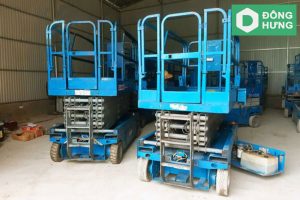 Xe nâng người cắt kéo Genie