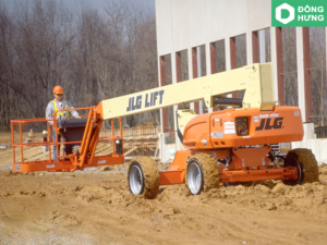 Tthuê xe nâng người tại hà nội