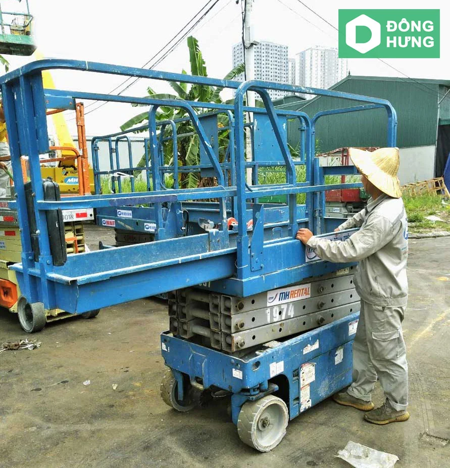 xe-nang-nguoi-tiet-kiem-chi-phi Thuê xe nâng người tiết kiệm chi phí